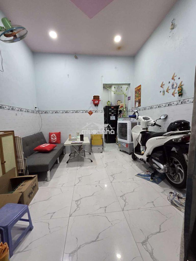 Nhà có sân rộng đường âu dương lân q8, cách q1, q5 chỉ 3km cần bán! - 3