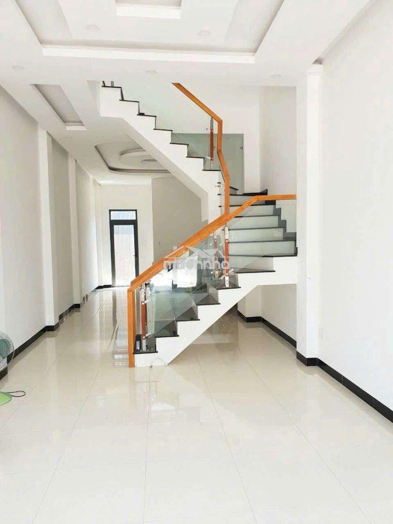 Rẻ quá xá khách ạ có 7t thôi nhà có tới 3p ngủ trong khu dc cao cấp - 2