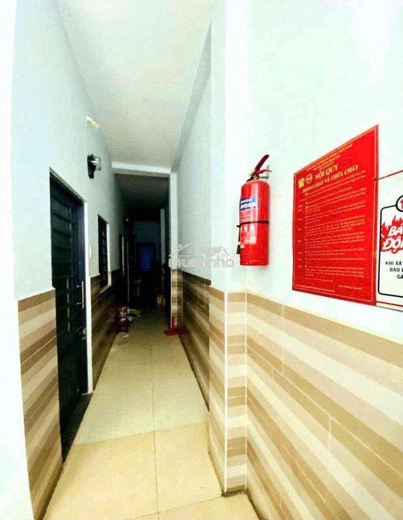 Gấp bán giảm 2 tỉ -chdv mặt tiền khu ăn uống lê thị hồng chợ căn cứ 26 - 3