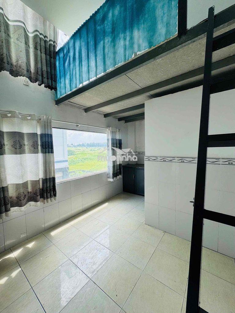 Phòng ngay lê văn việt với hoàng hữu nam, quận 9, cách ngã ba mỹ thàn