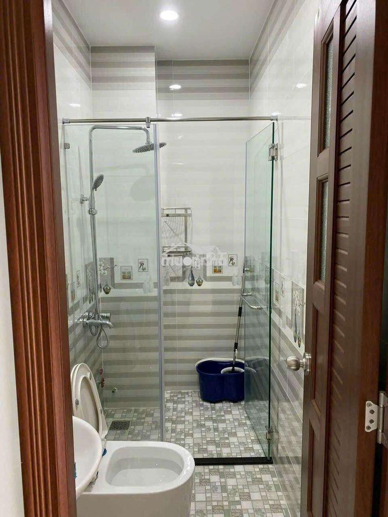Nhà hẽm hậu giang gần chợ bình tây nhà đẹp giá rẻ có nội thất - 4