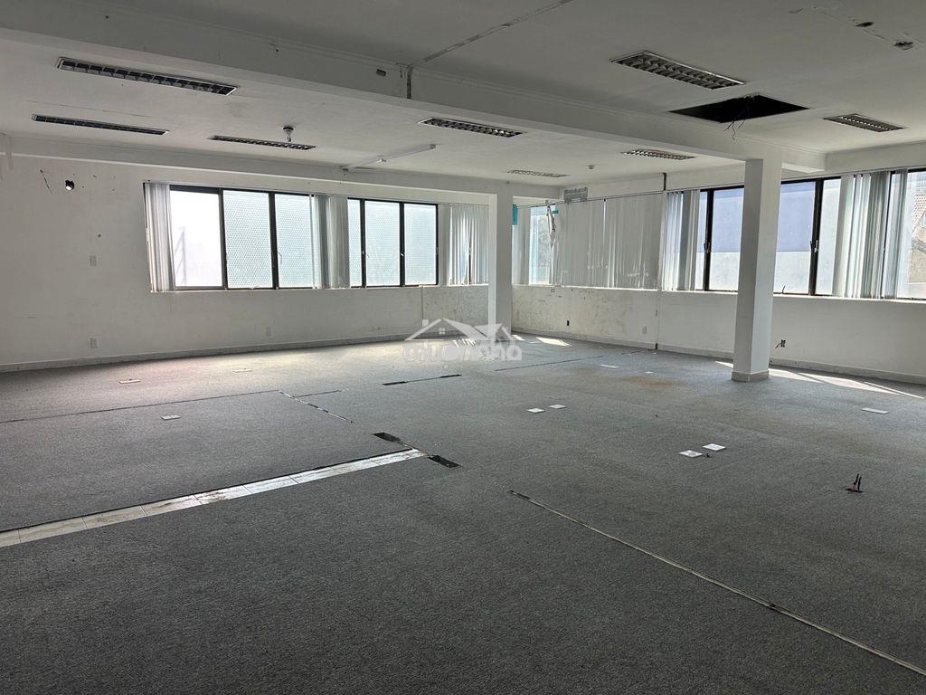 Văn phòng 103m2 giá 25 triệu/tháng tòa nhà trường sơn khu sân bay - 4