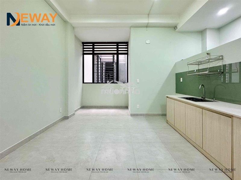 Phòng trọ không gác, cửa sổ trời siêu rộng, thang máy ngay nhà ga t3