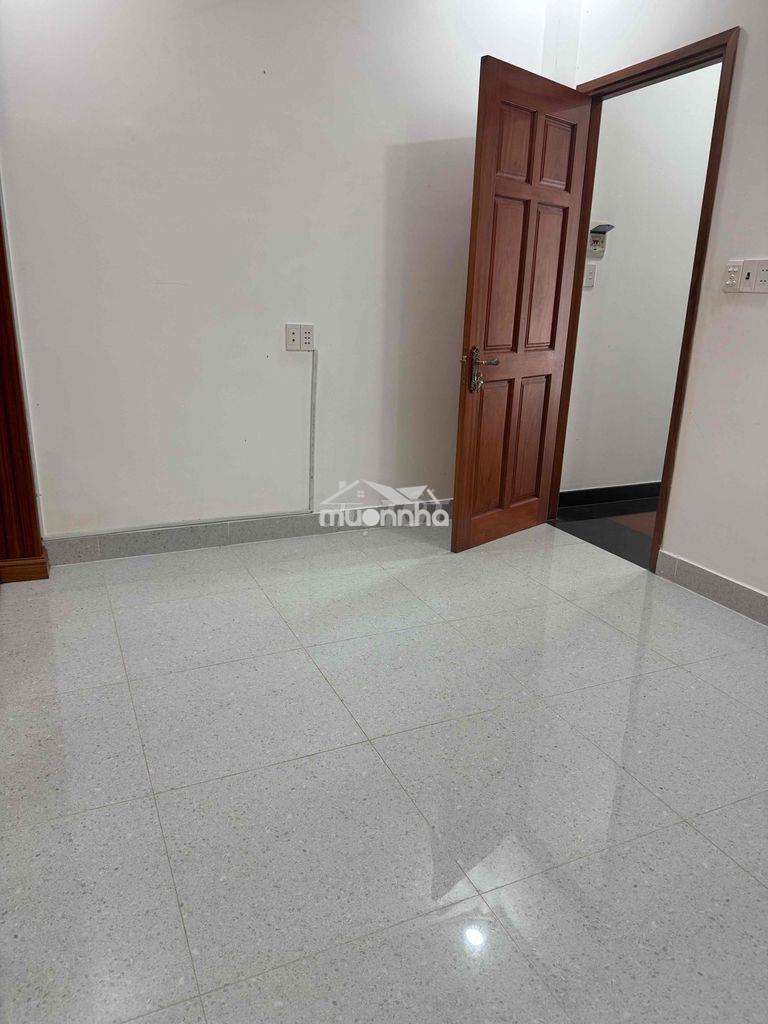 Cần cho thuê phòng mới như hình có máy lạnh khu an ninh - 2