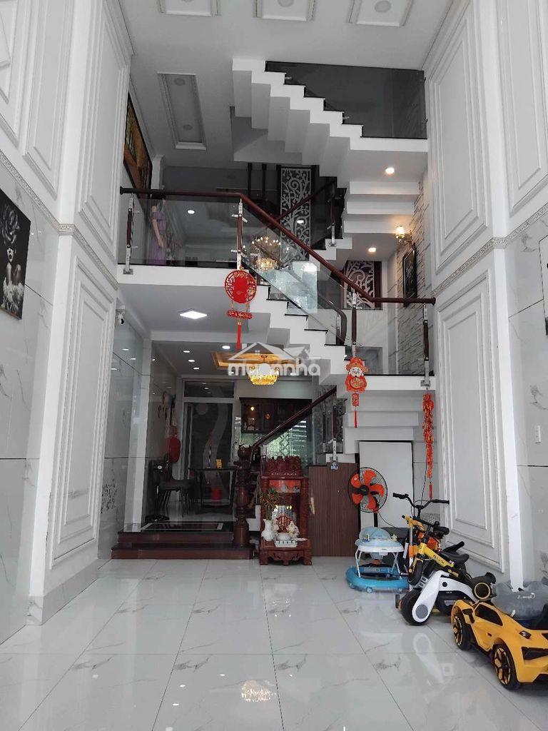 Chủ ngộp giảm sâu còn 6,6 tỷ