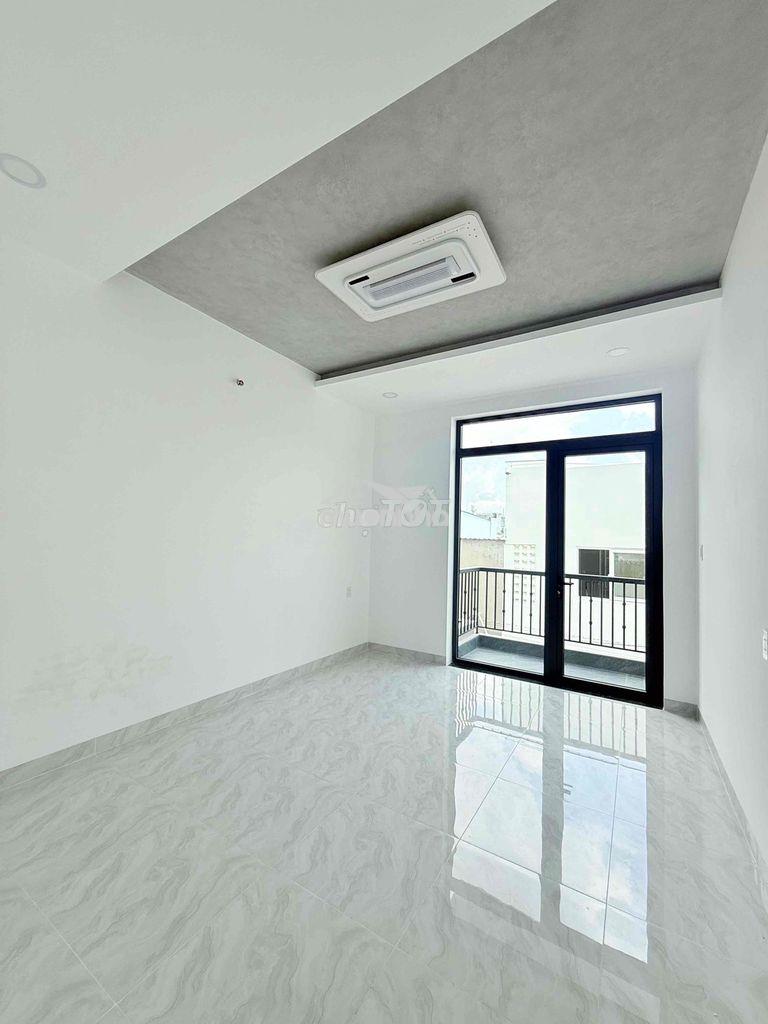 Bán nhà hẻm xe hơi, ngã tư tô ký, dt 70m2 full, shr mới, giá 4.39 tỷ - 4