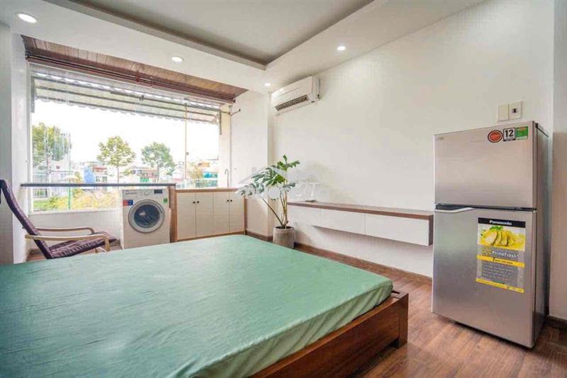 Cho thuê studio full nt - ban công view bờ sông gần trung tâm quận 1