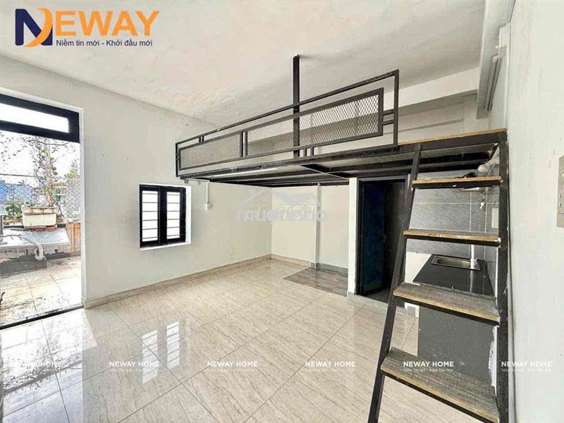 Phòng trọ giá rẻ, có gác ban công, ngay chợ phạm văn bạch, free 2 xe