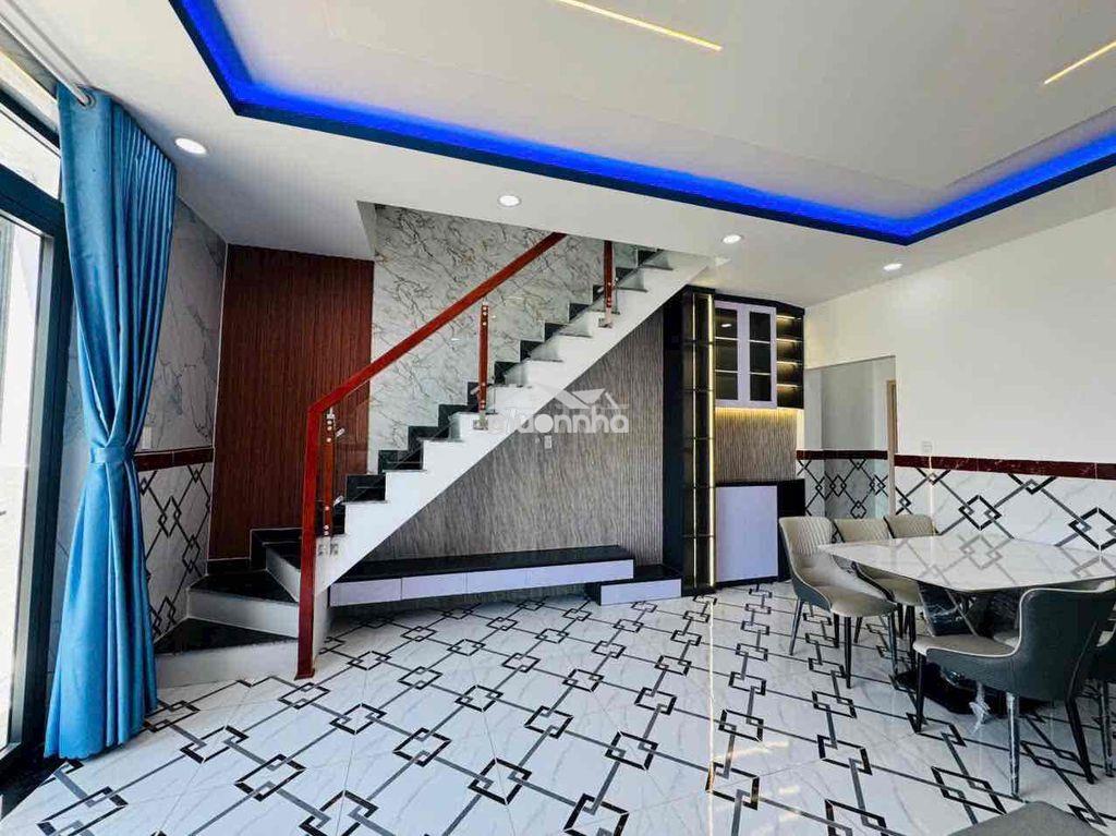 Bán gấp nhà 1 trệt 1 lầu 5x12 giá 2ty4 - 3