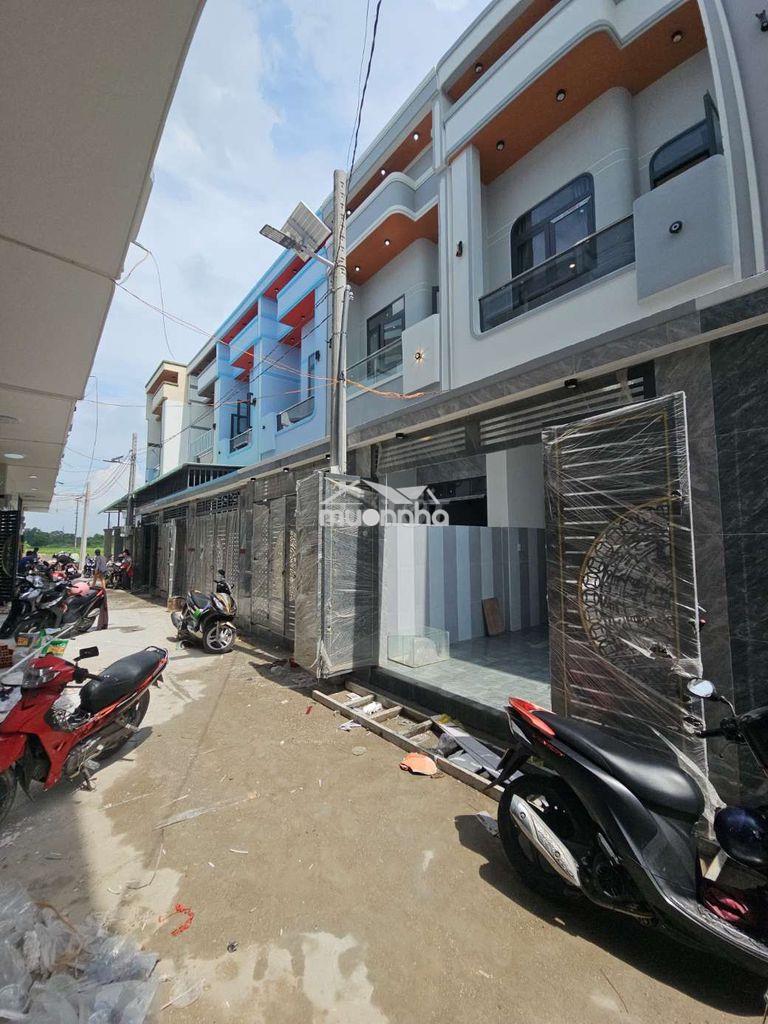 Nhà phố 1 trệt 1 lầu sổ hồng riêng từng căn thổ cư full gpxd miếuôngcu