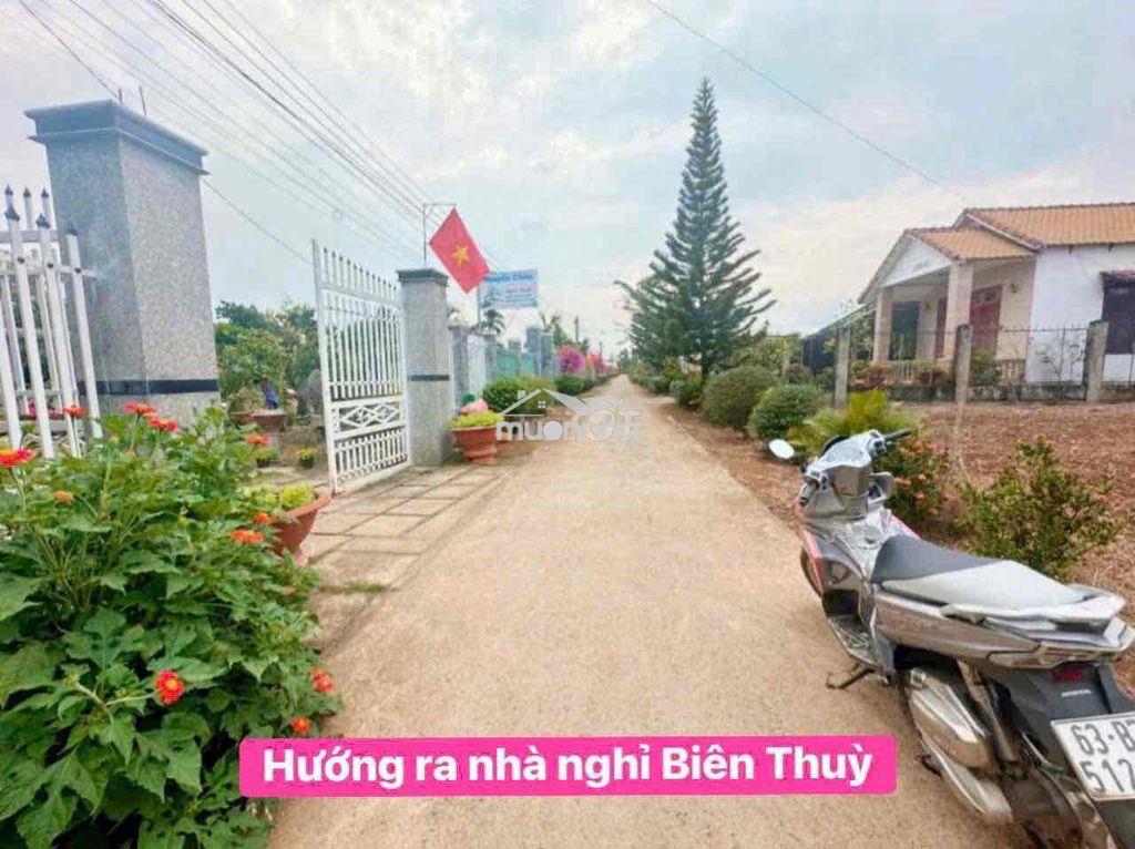 Chủ xả lỗ lô đất nền ngay trung tâm sông ray - 3