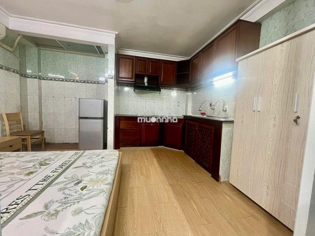 Giá 4,2tr đường đào duy anh quận phú nhuận - đủ nội thất  - 4