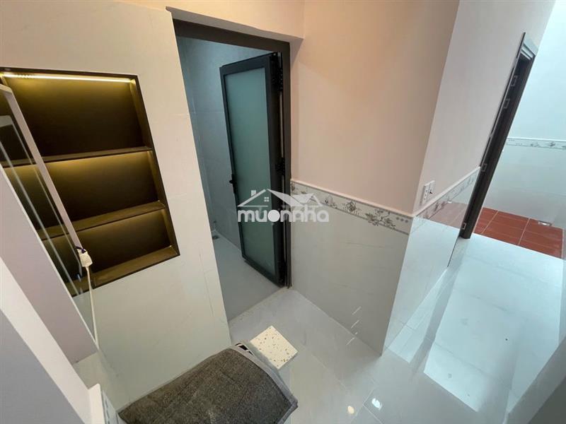Cần bán nhà 1/ đồng tâm,