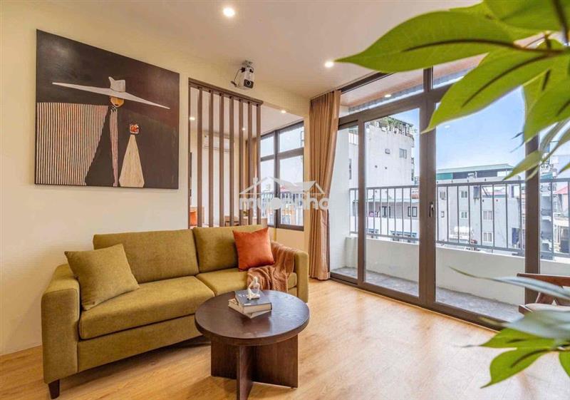 Căn hộ ban công thoáng full nội thất 40m2 - ngay q1 cầu khánh hội