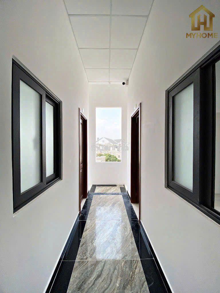 1 phòng cuối  giá 2tr9 tại ngã tư gò mây , lê trọng tấn ! - 2