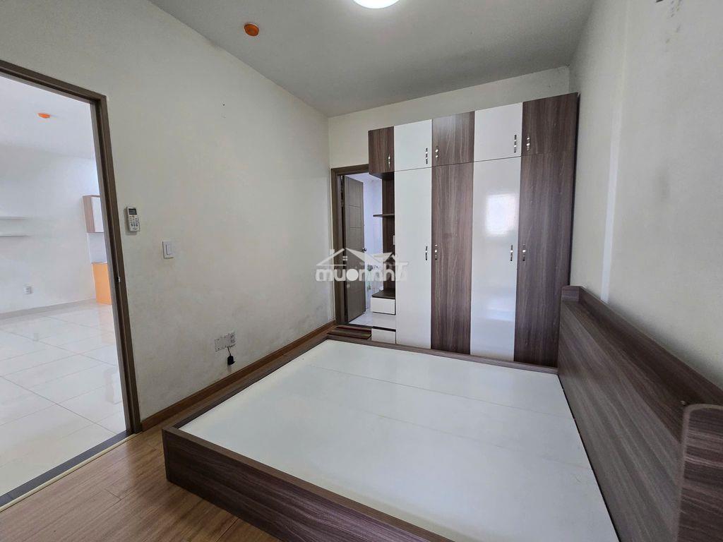 Chính chủ bán ch green town 68m2/2pn, tặng nội thất, giá 2.75 tỷ - 2