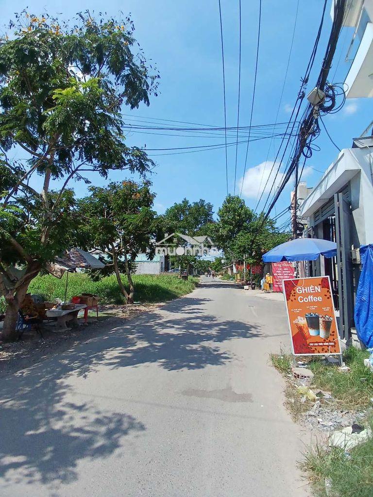 Bán nhà đường 1c kế bên 1a vào 50m dt: 4*14,5m 1 lầu 3pn 2w đường 5m - 2