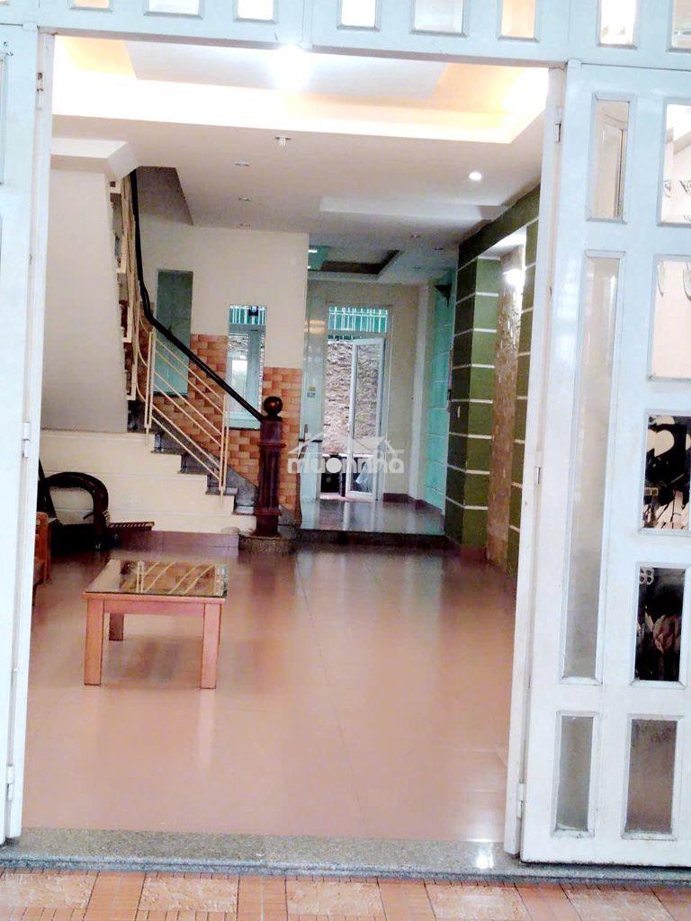 Nhà 3 lầu 5x20m đường dương thị giang sẵn 5 máy lạnh