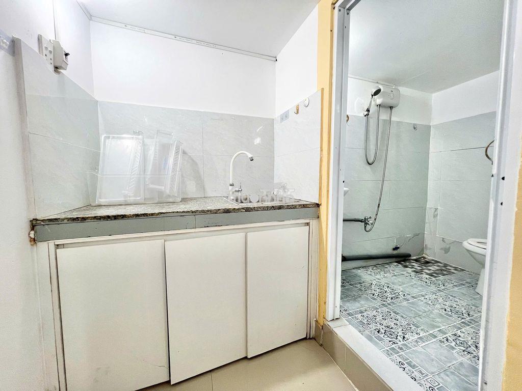 Hơn 4tr tí mà ở được phòng như thế này ở khu vực gần sân bay - 4