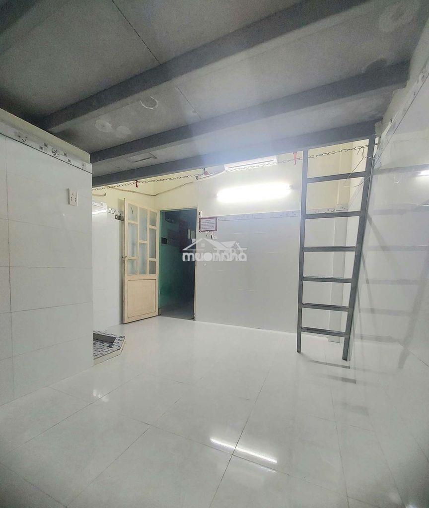 Cho thuê phòng quận 11 ngay đầm sen - 2