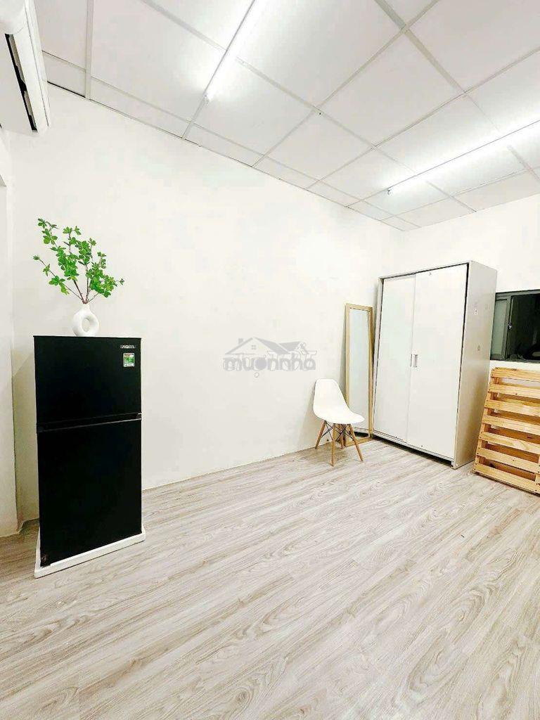 Phòng mới,full nội thất,quận 3 - 4