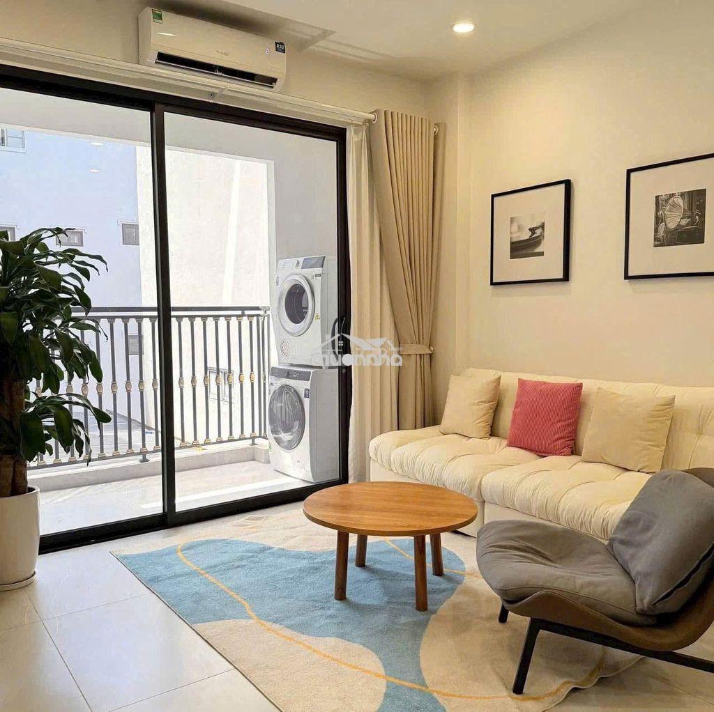 Cho thuê căn hộ 1pn ban công full nội thất lý chính thắng quận 3 - 4