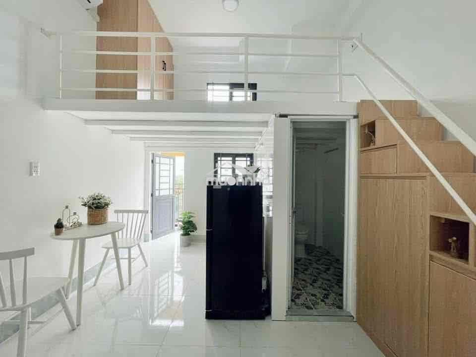 Duplex có ban công cửa sổ siêu thoáng ngay vòng xoay cống quỳnh - 2