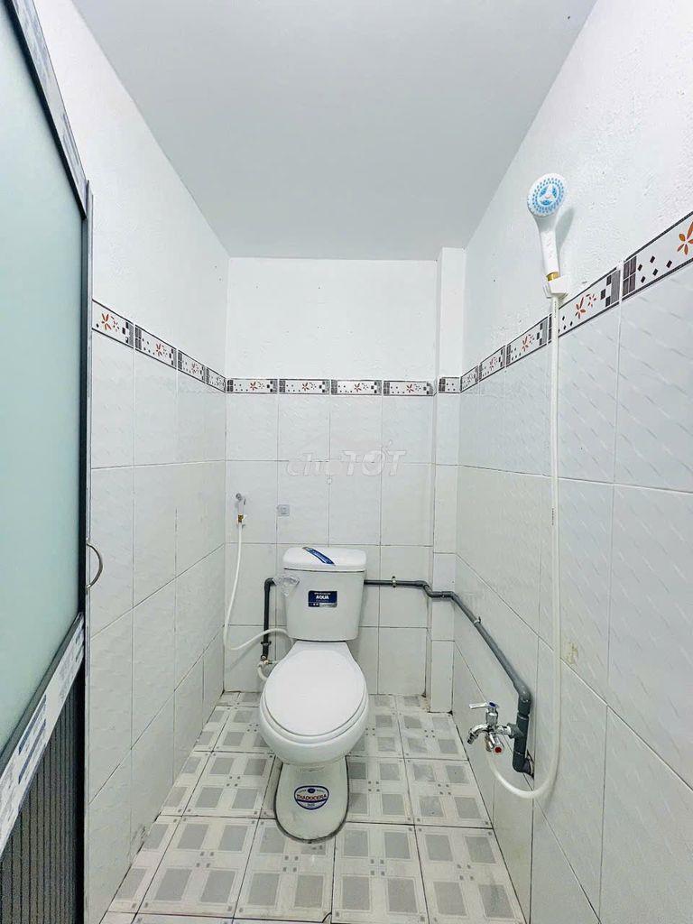 Phòng mới, giá rẻ, tự do thoải mái 10p tới đại học sư phạm kĩ thuật - 3