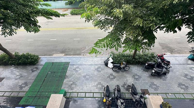 Cho thuê văn phòng 65m² sàn trống, vạn phúc city - giá chỉ 12 tr/tháng