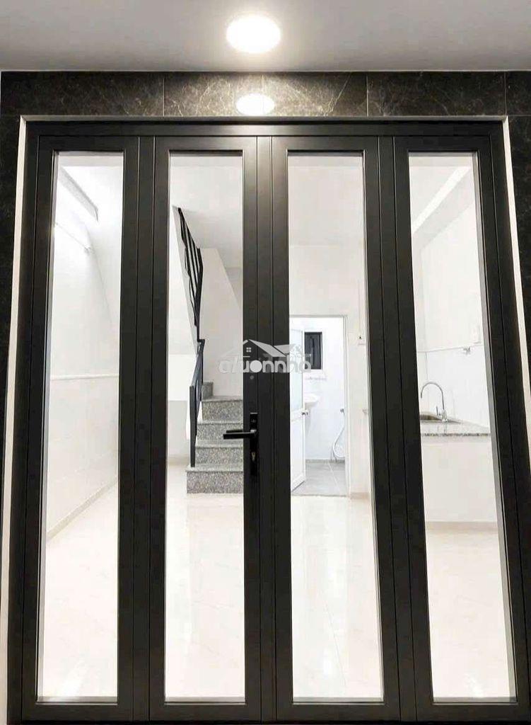 Nhà 2 lầu ngay ngã tư lạc long quân âu cơ - 4