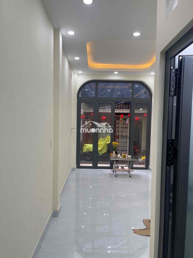 Nhà đẹp cần bán đường tôn đản f8q4 - 4