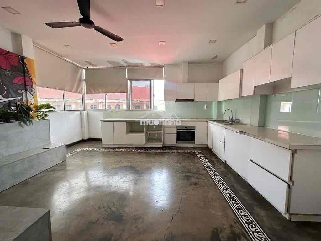 Nhà nguyên căn văn phòng 450m2, tân bình - 3