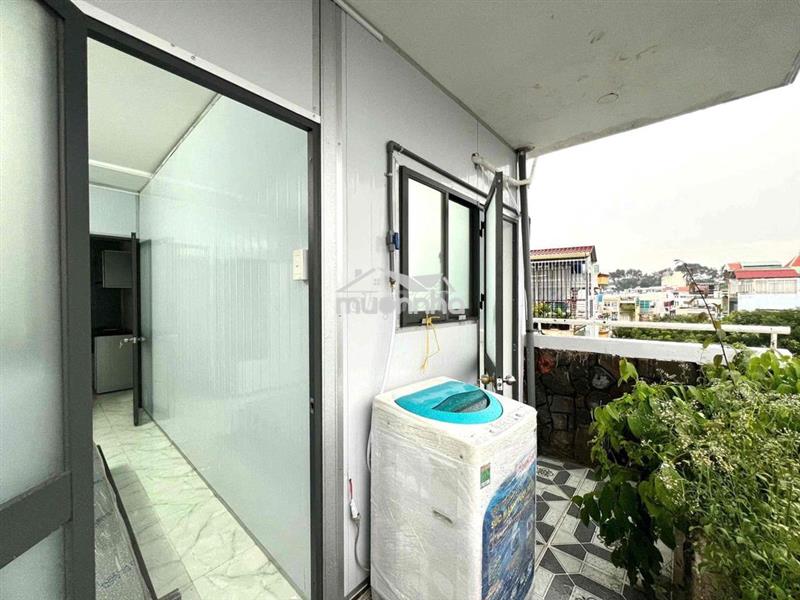 🔥Căn hộ 2pn ban công full nt ngay đại học ueh b