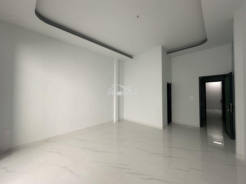 🔥 Sát mt lũy bán bích | nhà 3 tầng btct | 4.4x15m | chỉ 6.55 tỷ tl - 2