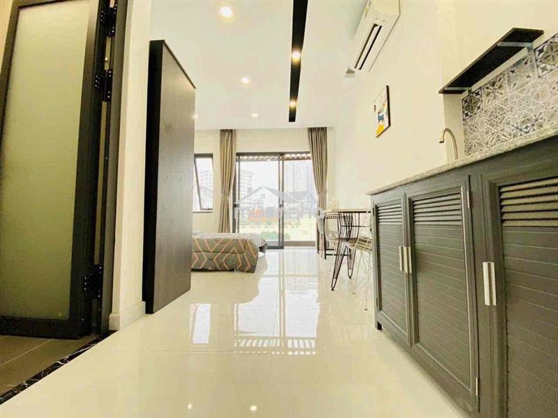 Studio full nội thất _ có ban công và cửa sổ 🌹