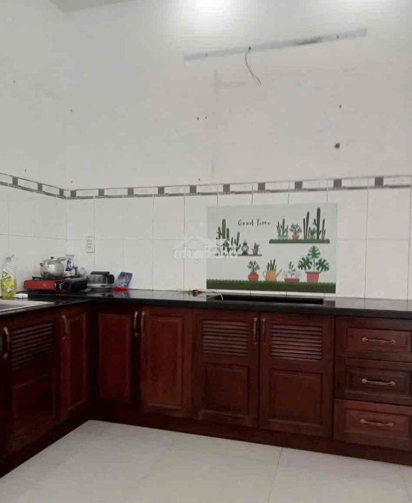 Cho thuê nhà trệt lầu gần sân vận động đông hòa - 4