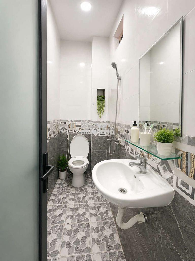 Nhà đẹp 2 máy lạnh wc riêng từng phòng - 3