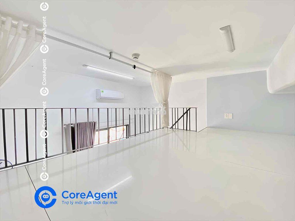 Duplex ban công ngay lê văn việt - ngã tư thủ đức - khu cnc ở 3 -4 bạn - 4