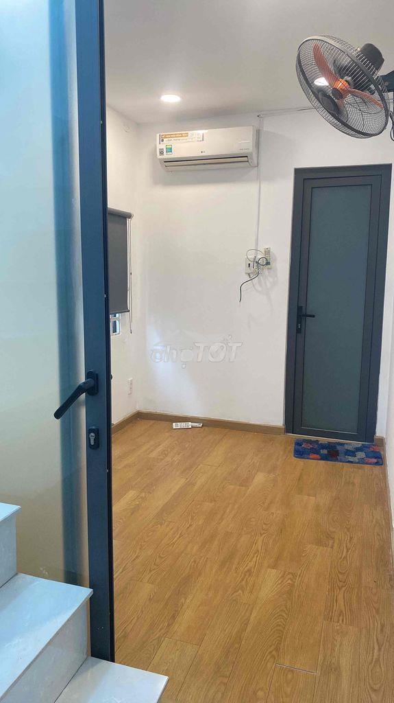 Cho thuê nnc hẻm 290 nơ trang long 1 trệt 1 lửng 2 lầu st - 3