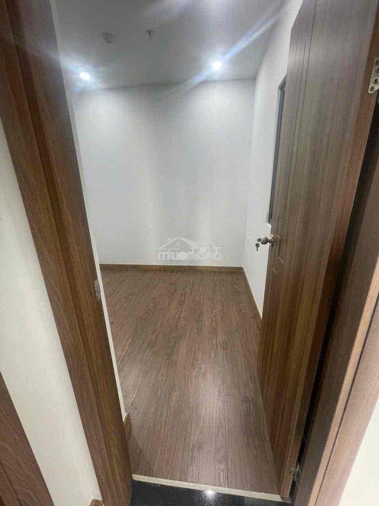 Khách ngộp ngân hàng – bán gấp căn 2pn green topaz view hồ đá - 2