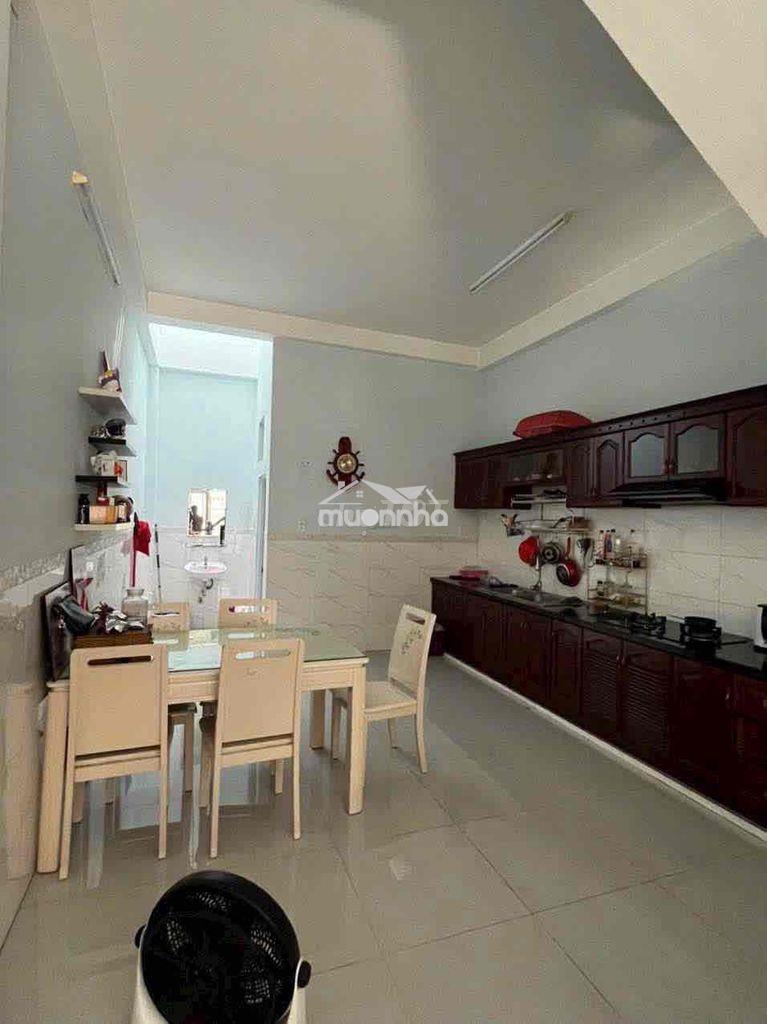 Cho thuê nhà 3 tầng /3pn ngay hiệp bình- hiệp bình chánh - thủ đức - 2