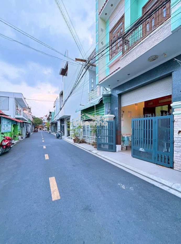 Nhà 3 lầu đúc - trần quang diệu - 2