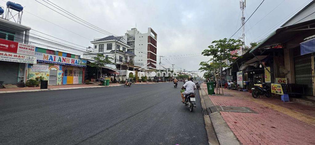 Bán nhà sổ hồng riêng 50m2 - dtsd 100m - 3pn -lò lu - nhỉnh 2 tỷ - 2