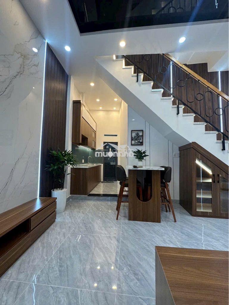 Nhà 3 lầu 5 tỏi - đường bà hom - 3