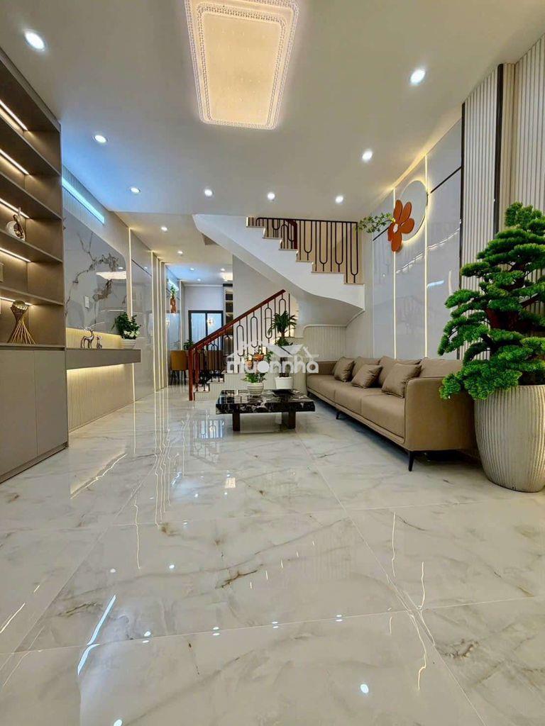 Nhà đẹp 3 lầu hẻm 1716 huỳnh tấn phát - tt nhà bè