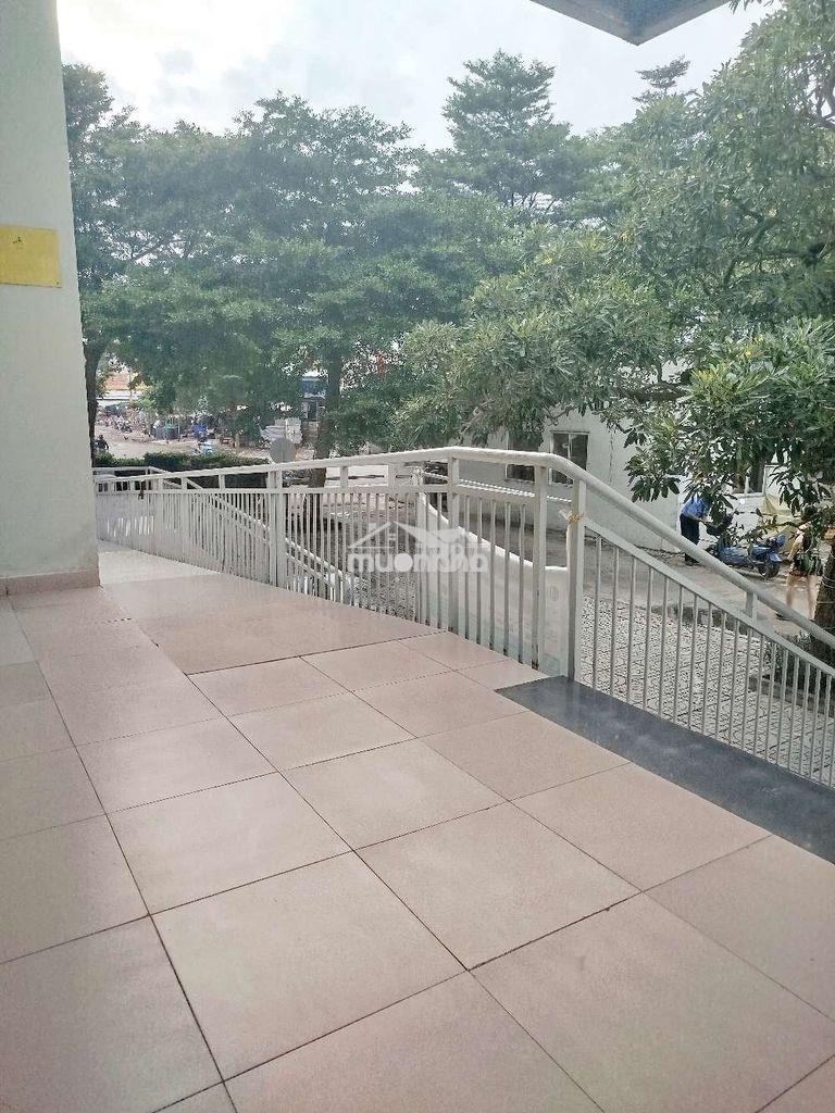 Bán căn hộ 62 m2 nhất lan 3 giá 2 tỷ 3 sổ hồng riêng - 2