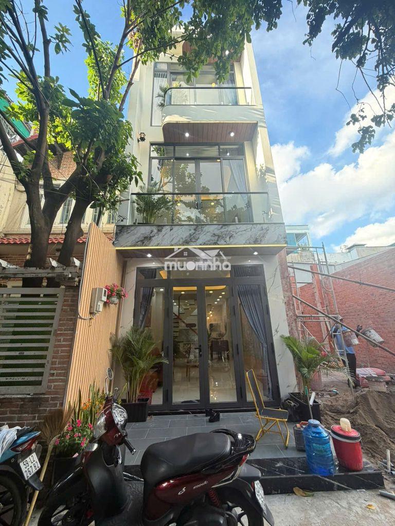 🏡Nhà đẹp 3 lầu hxh phú thọ hòa, dt 3.6 x 12m, 4pn 4wc, giá 6.5 tỷ