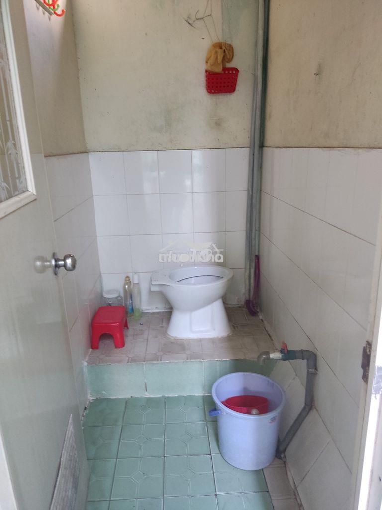Hoàng hoa thám-cộng hoà: còn 1 phòng lầu 2 ko gác.wc riêng. giờ tự do! - 3