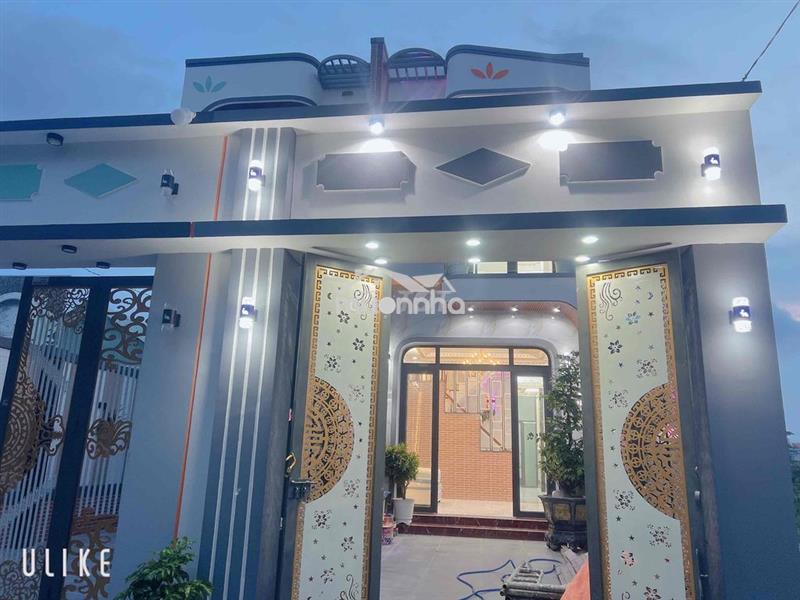 Nhà mặt tiền đường kênh giáp mè , cách đường tính 835 a 80 m