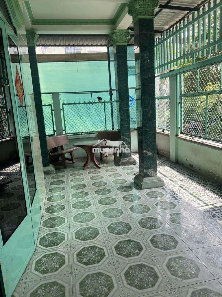 Nhà ngay cầu vượt linh xuân, ngang 8 dài 13 3pn 2wc. ở gia đình, nhóm